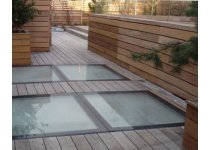 dalles de sol en doubles vitrages isolants pour une terrasse