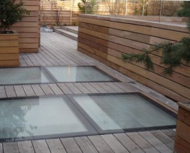 dalles de sol en doubles vitrages isolants pour une terrasse